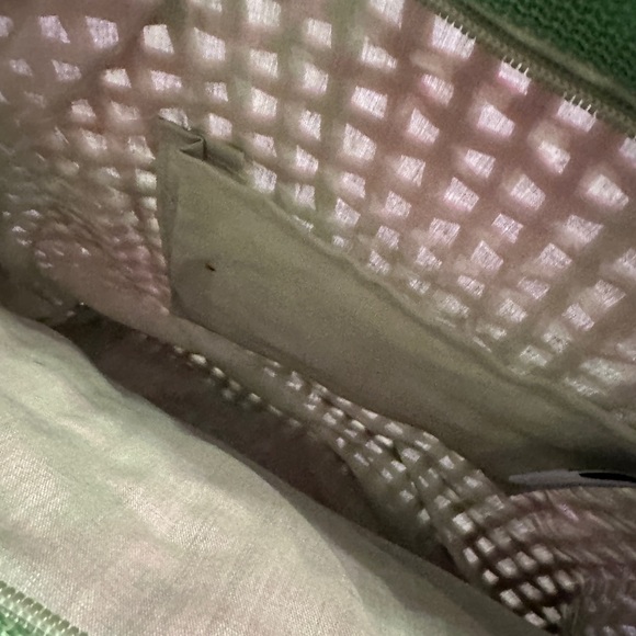 Cute woven purse - Picture 3 of 4